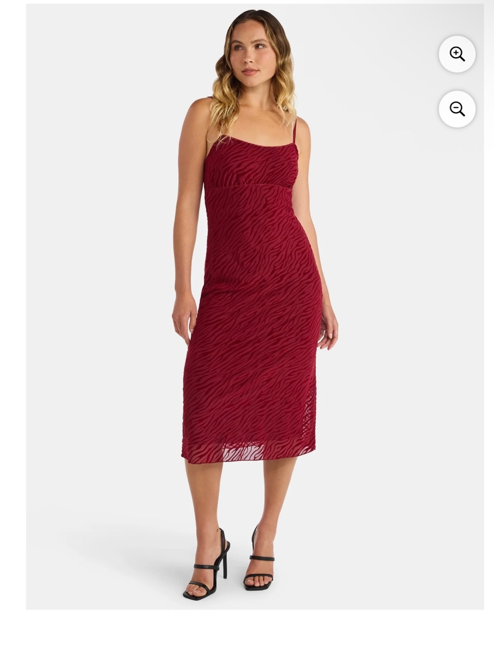 NWT Madden NYC Women’s velvet dress